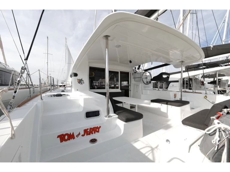 Catamaran rental with or without captain Lagoon Sukošan