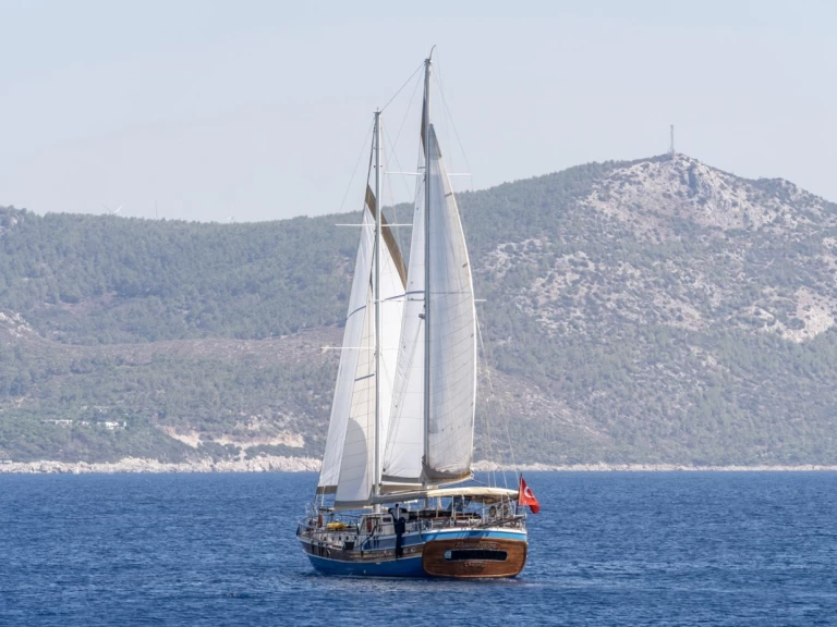 Sailboat for rent Bodrum at the best price
