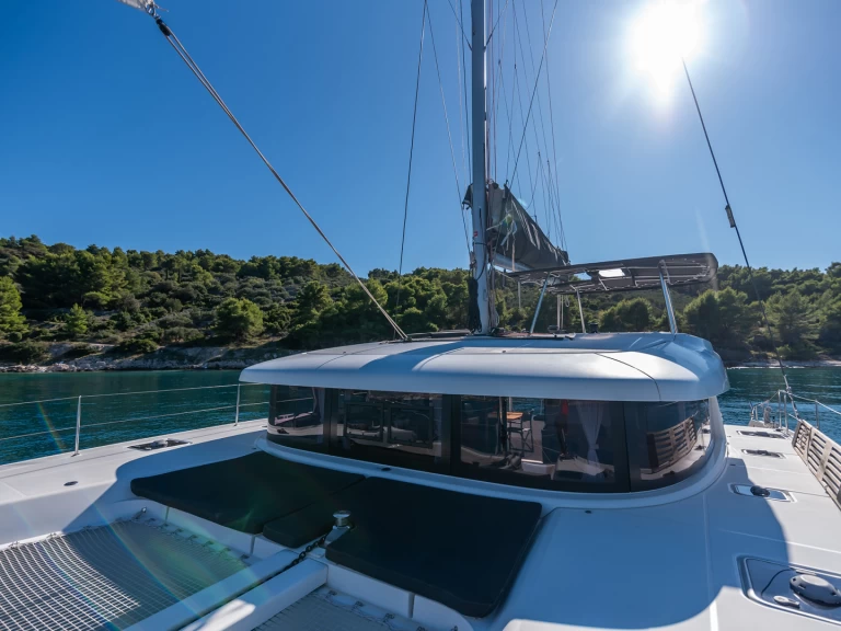 Catamaran rental in Kaštela - Lagoon Lagoon 42