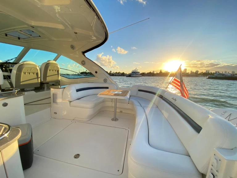 Rent a Sea Ray Sea Ray 480 Sundancer Miami Beach