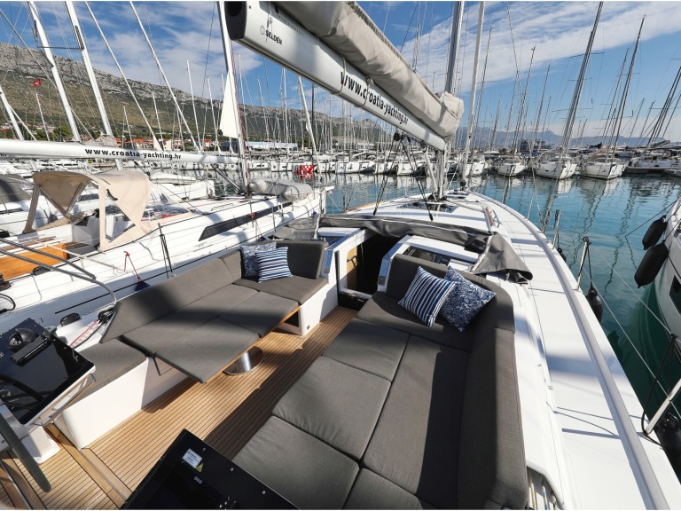 Sailboat rental in Biograd na Moru - Hanse Hanse 460