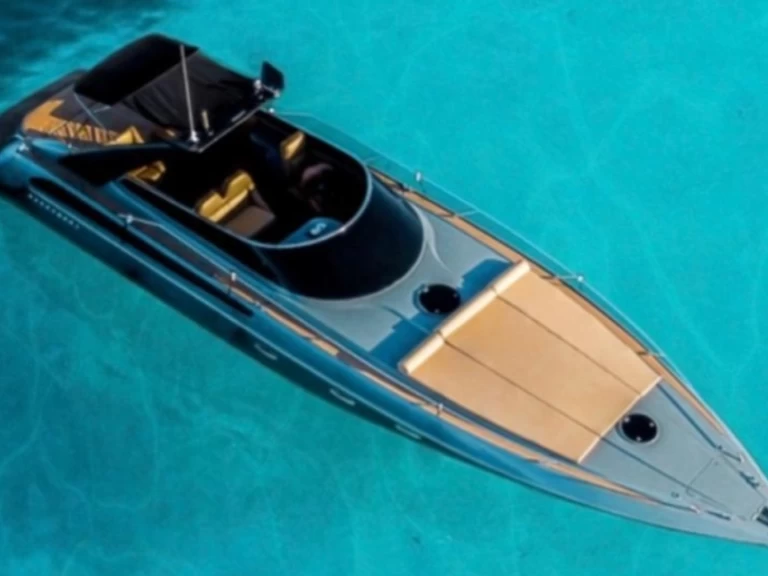 Sunseeker Tomahawk 37 in Porroig on SamBoat