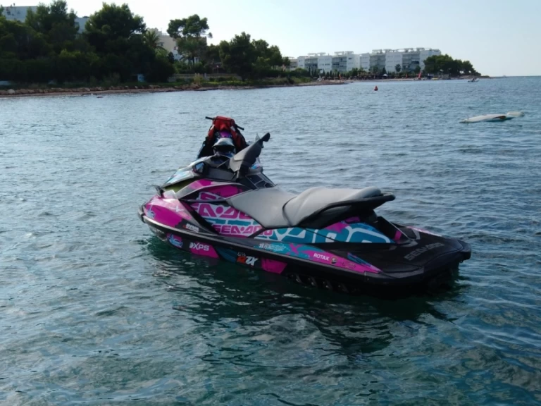 Jet ski rental in San Antonio Port - Bombard Wale prop230