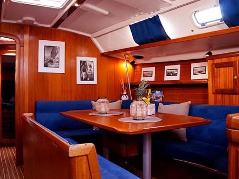 Boat rental Dufour Dufour 43 Classic in Marina Ibiza on Samboat