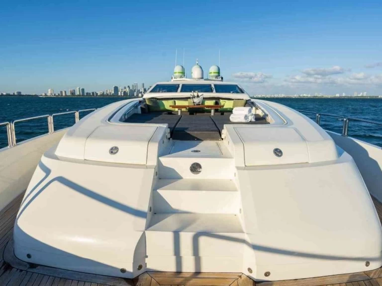 Luxury Yacht rental with or without captain Leopard Miami Beach