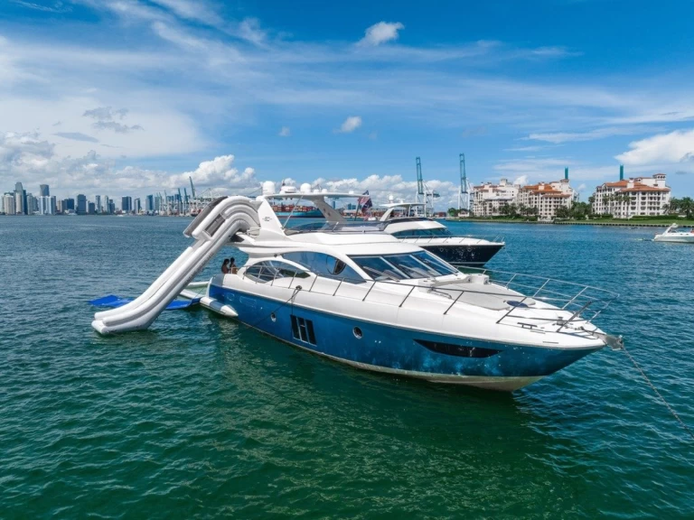 Bareboat Rental Luxury Yacht Azimut with a boat licence