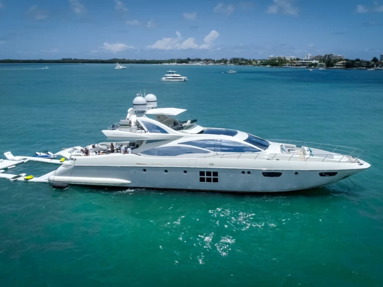 Rent a Azimut 103’ azimut S  Miami Beach