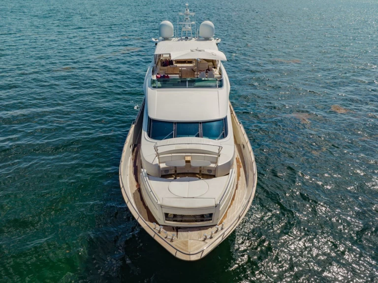 Dominator 100’ Dominator charter bareboat or captained in  Miami Beach