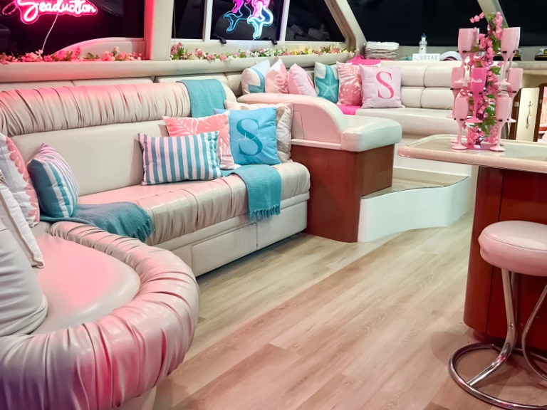 Sea Ray Sea Ray 480 in Miami on SamBoat