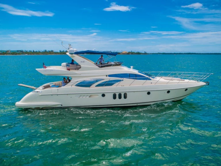 Azimut Azimut 62 Fly in Miami Beach on SamBoat