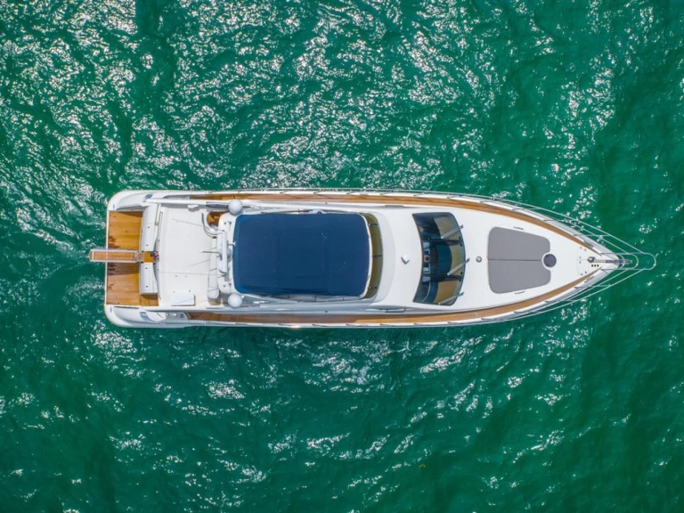 Luxury Yacht rental in Miami Beach - Azimut Azimut 62 Fly
