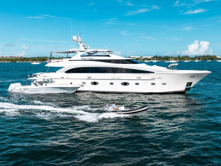 Boat rental Horizon HAPPY HOUR in City of Lighthouse Point on Samboat