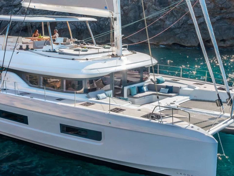 Luxury Yacht rental with or without captain Lagoon Portisco