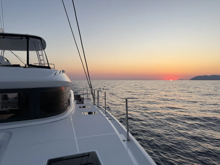 Yacht charter Philipsburg cheap Lagoon 51