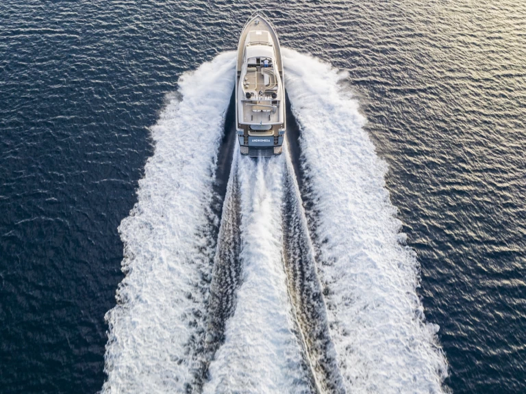 Luxury Yacht rental in Athens - Posillipo 7 8 ' 5 "