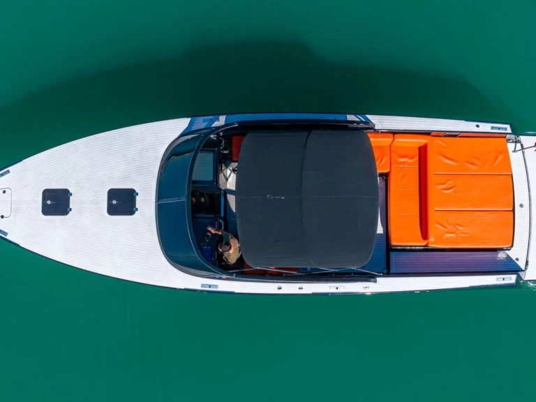 Rent a VanDutch VanDutch 40 Miami