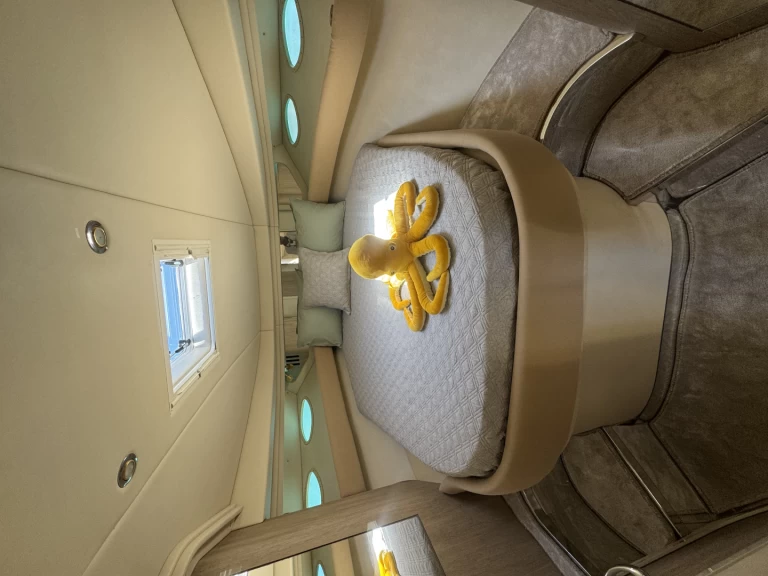 Motorboat rental in Agios Nikolaos - Sea Ray Sea Ray 410 Sundancer