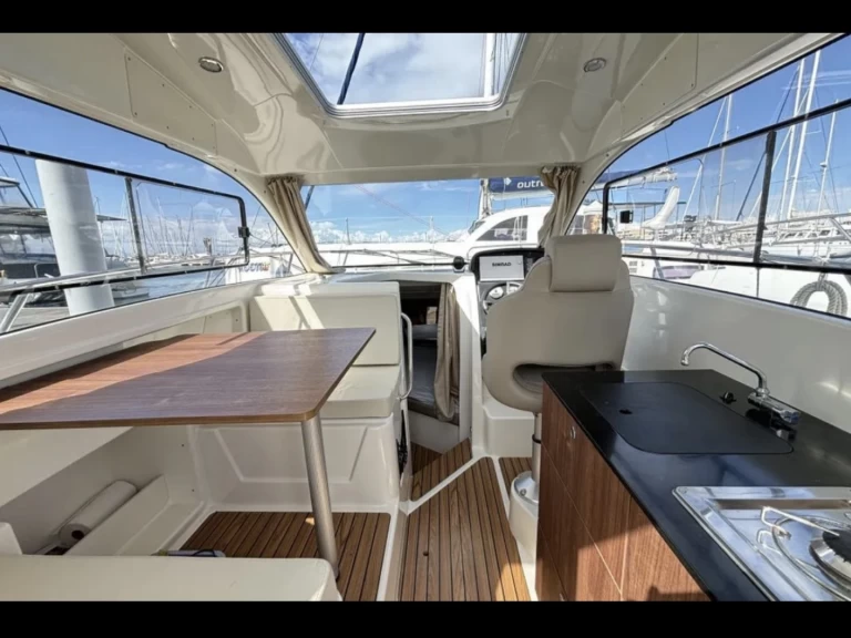 Motorboat rental in Naples - Quicksilver Activ 755 Weekend