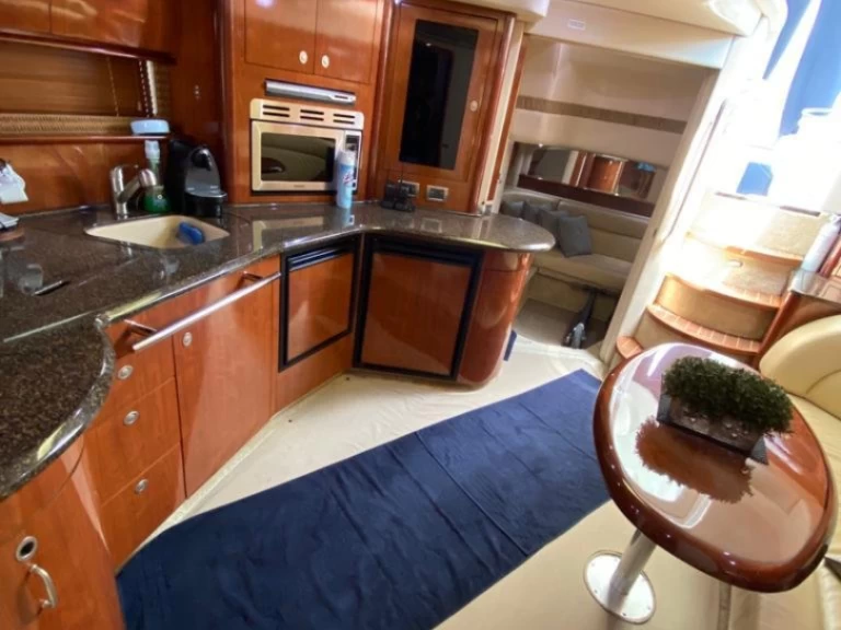 Yacht charter Miami Beach cheap 42