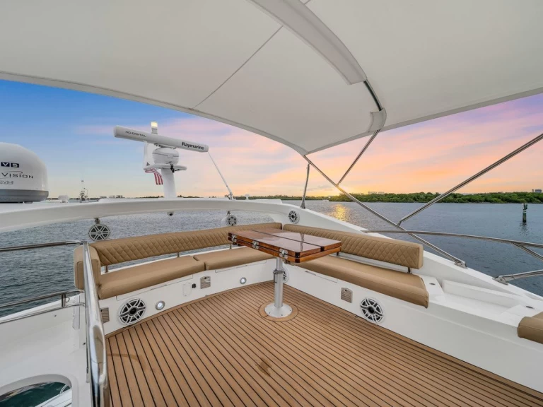 Boat rental Sunseeker 70  in Miami Beach on Samboat