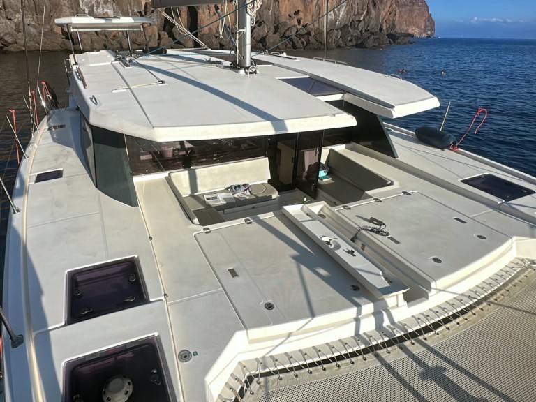 Catamaran for rent Can Pastilla at the best price