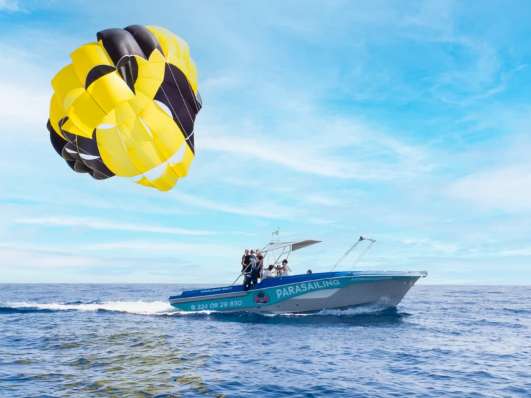 Bareboat Rental Motorboat Mercan with a boat licence