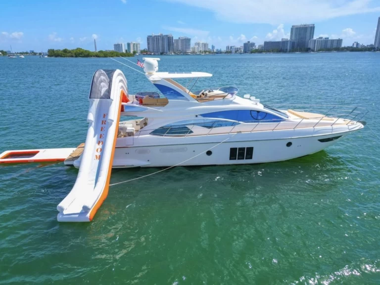 Bareboat Rental Luxury Yacht Azimut with a boat licence