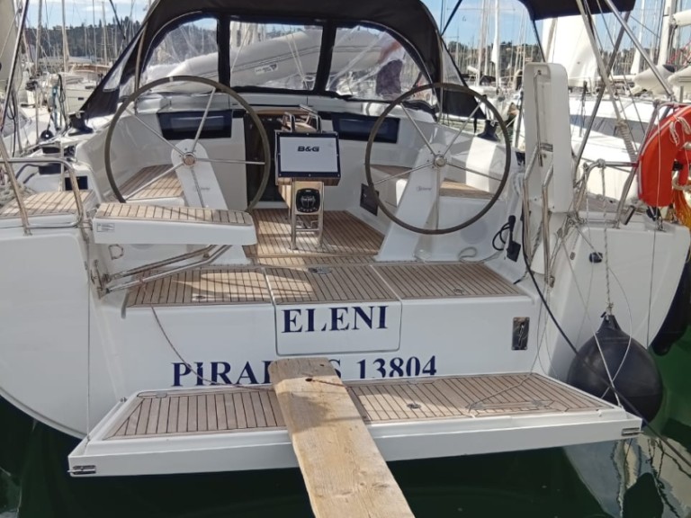 Yacht charter Gouvia cheap Hanse 418