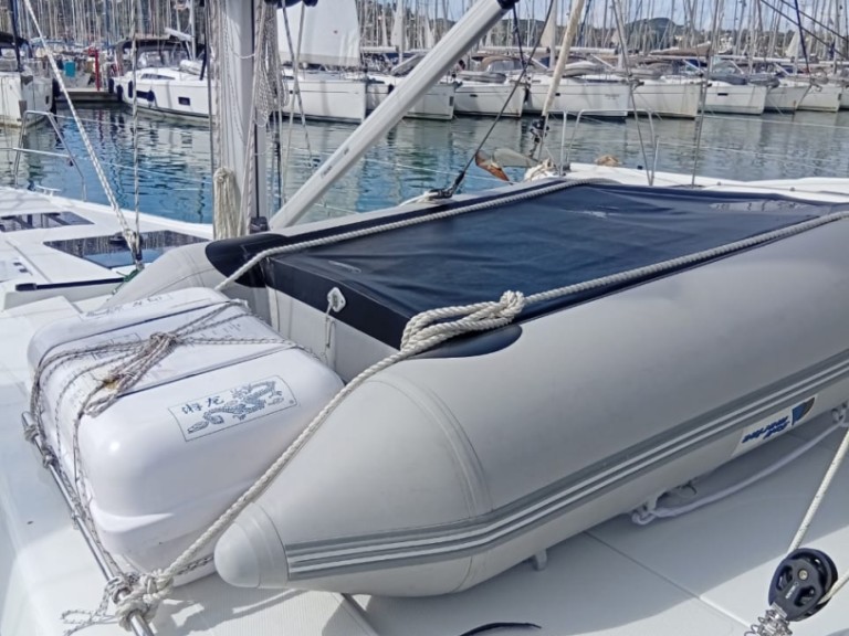 Sailboat for rent Gouvia at the best price