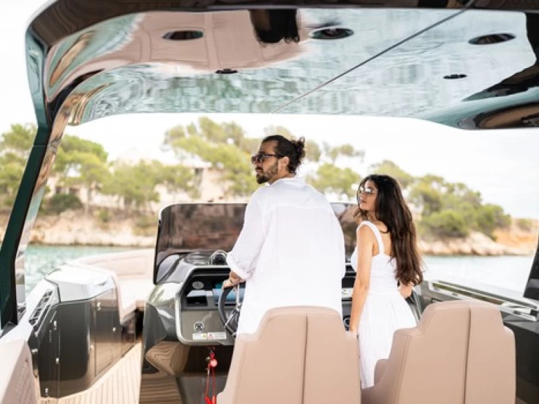 Motorboat rental with or without captain Frauscher Portals Nous