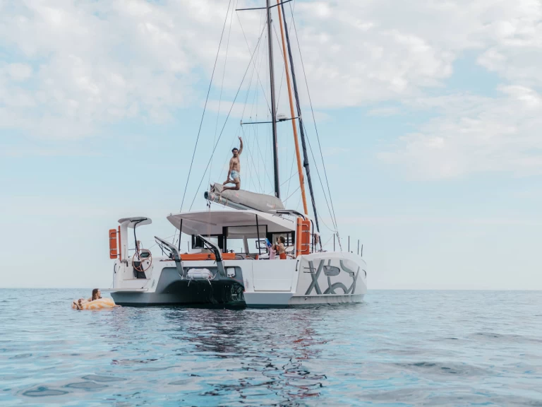 Catamaran for rent Canet-en-Roussillon at the best price