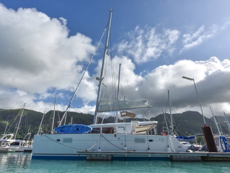 Bareboat Rental Catamaran Lagoon with a boat licence