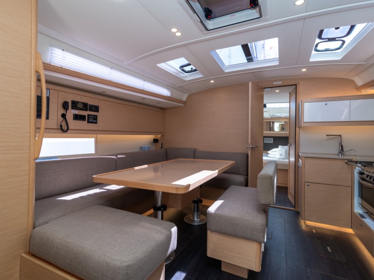 Rent a Dufour Dufour 470 Trogir