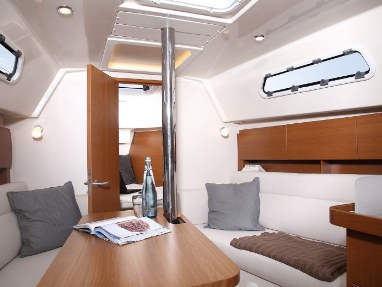 Hanse Hanse 325 charter bareboat or captained in  Alimos