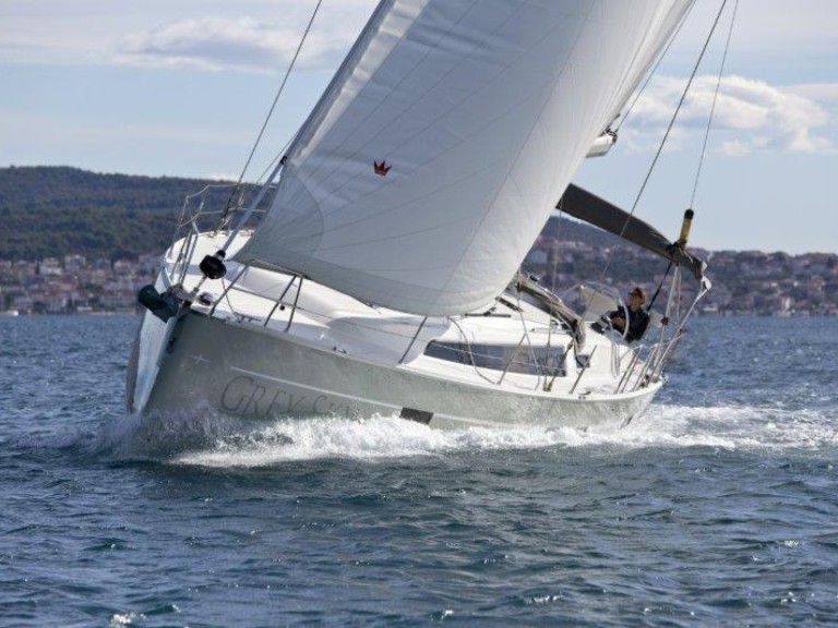 Sailboat for rent Trogir at the best price