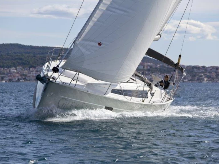 Sailboat for rent Trogir at the best price