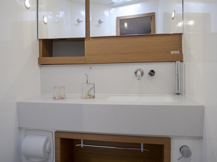 Boat rental Dufour Dufour 530 in Seget Donji on Samboat