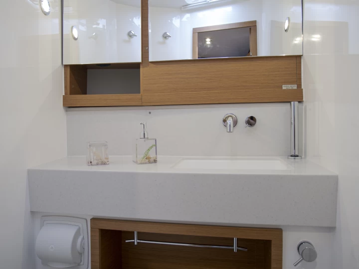 Boat rental Dufour Dufour 530 in Seget Donji on Samboat