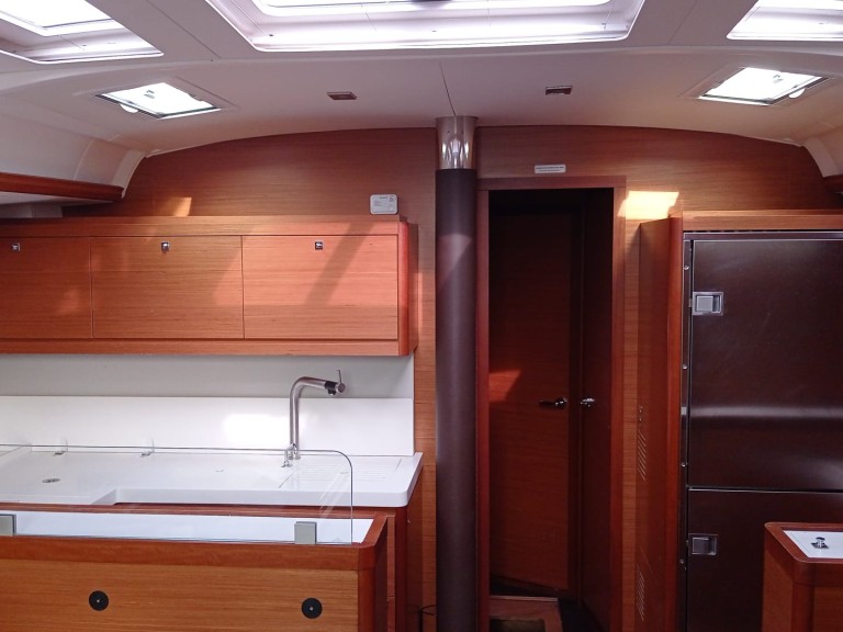 Rent a Dufour Dufour 530 Seget Donji