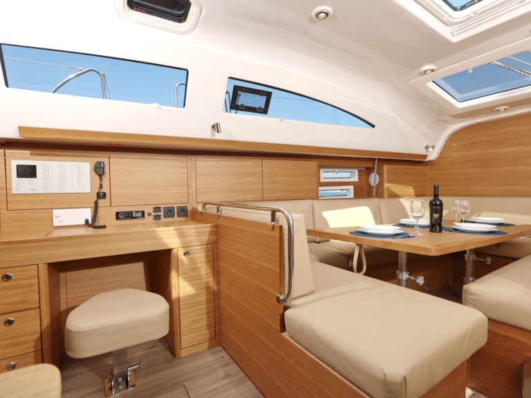 Sailboat rental with or without captain Elan Trogir