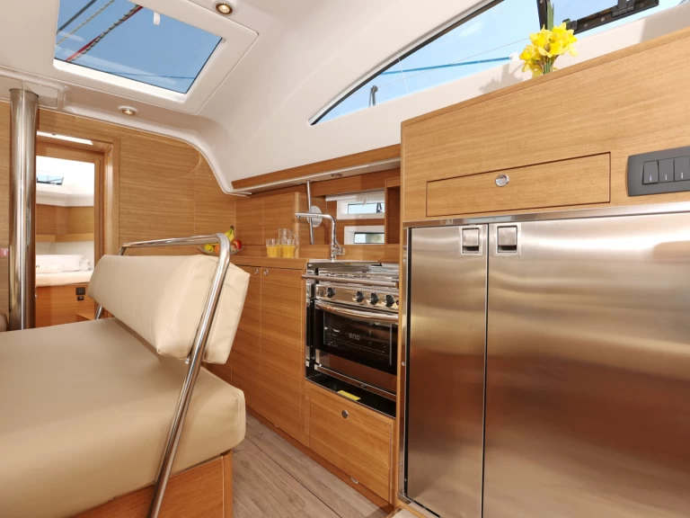 Sailboat for rent Trogir at the best price