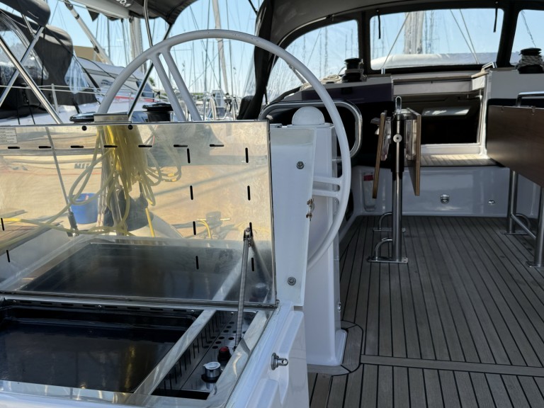 Sailboat rental in Seget Donji - Elan Impression 50.1