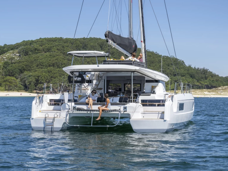 Catamaran rental with or without captain Lagoon Archipiélago de San Blas