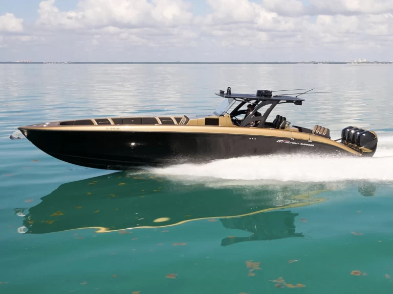 Luxury Yacht for rent Tortola at the best price