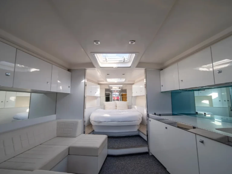 Motorboat rental in Portofino - VanDutch 55