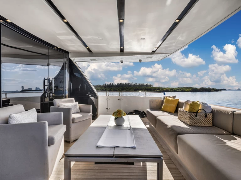 Luxury Yacht rental in Miami Beach - San Lorenzo San Lorenzo 92