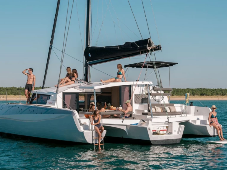Sailboat for rent La Trinité-sur-Mer at the best price