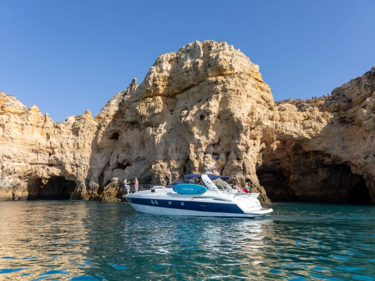 Motorboat rental with or without captain Cranchi Marina de Lagos