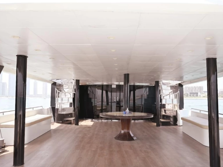 Luxury Yacht rental with or without captain Ocean Yachts Dubai Marina