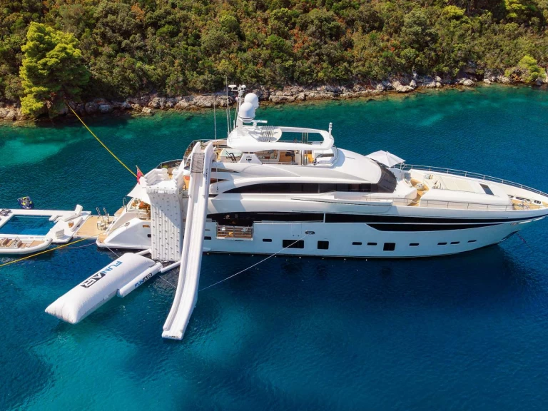 Luxury Yacht for rent Split at the best price